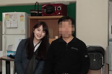 Jiyoung-with-teacher.jpg
