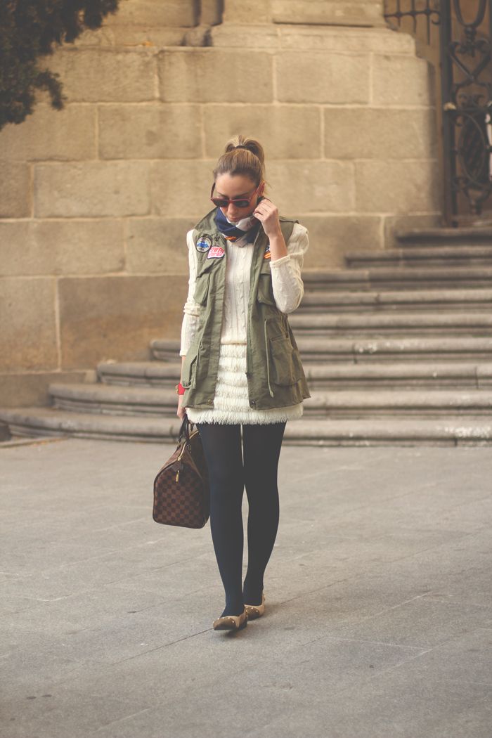 Carlos Toun Priscila Betancort, Carlos Toun, Louis Vuitton, Damier, Speedy 35, Military vest, vestido de punto, knitdress, outfit, streetstyle