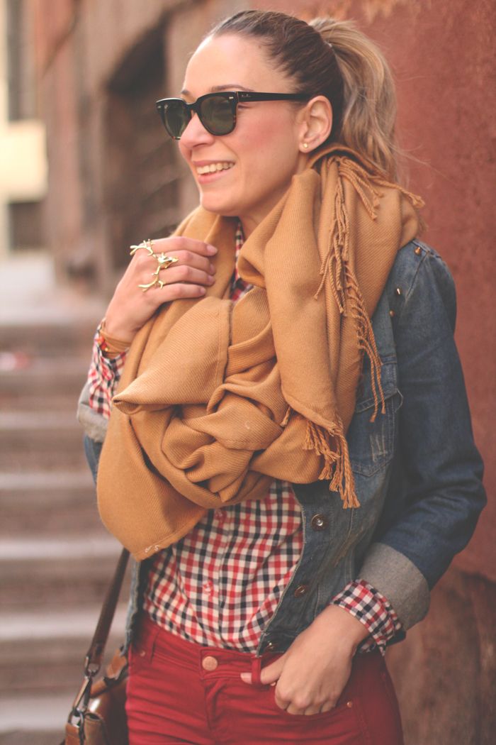 Ray-ban eBay, camisa de cuadros, anillo, SuitBlanco, look con vaqueros, rayban, Ray-Ban, optifactory, fashion Pills, botas, Zara, Sarenza, JanetJanet, bolso marrón, Priscila Betancort, Carlos Toun, MY SHOWROOM,