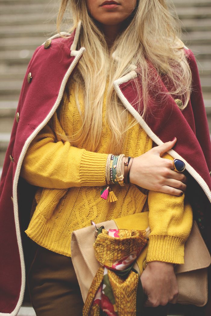 Details La señorita, My Showroom, Priscila Betancort, Carlos Toun, Street Style, Aïta, jersey Mostaza, burgundy coat, La señortia, vintage scarf, poisson bleu