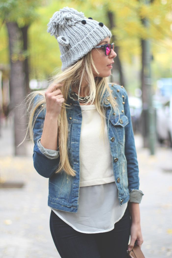 Mirror sunglasses My Showroom, Priscila Betancort, Oakley Frogskins, Optifactory, Sarenza, blonde, fashion blogger, blog de moda, street style, gorro de lana