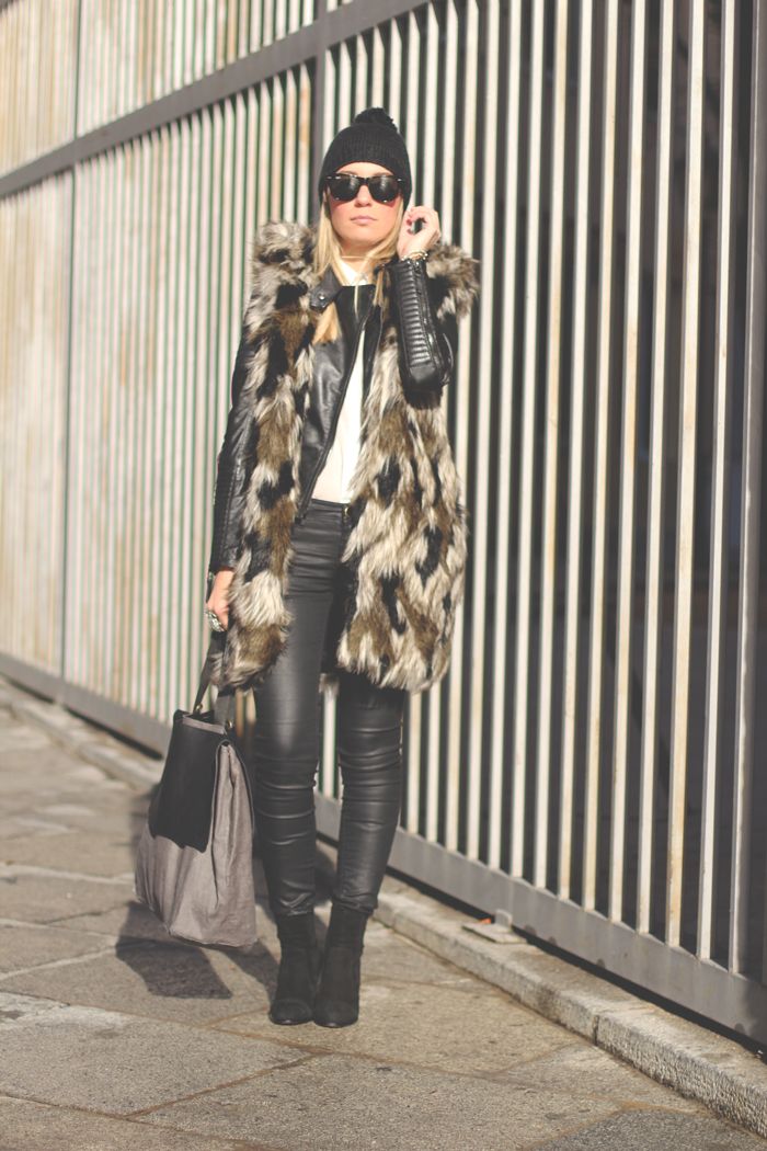 My Showroom MY SHOWROOM, queen's Wardrobe, Zara, Stradivarius, romwe, DayaDay, black and white, casual look, cazadora de cuero, chaleco de pelo, blanco y negro, fashion blogger, Priscila Betancort, Carlos Toun,