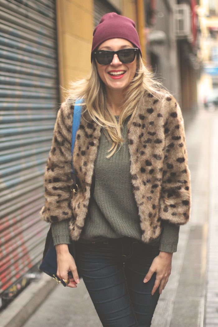 My Showroom Blog MY SHOWROOM, Priscila Betancort, Carlos Toun, street style, maliparmi, rayban, abrigo de pelo, glitter, sneakers, beanie, look para todos los días,